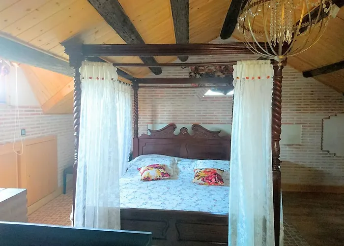 Rosas Tatil Evi